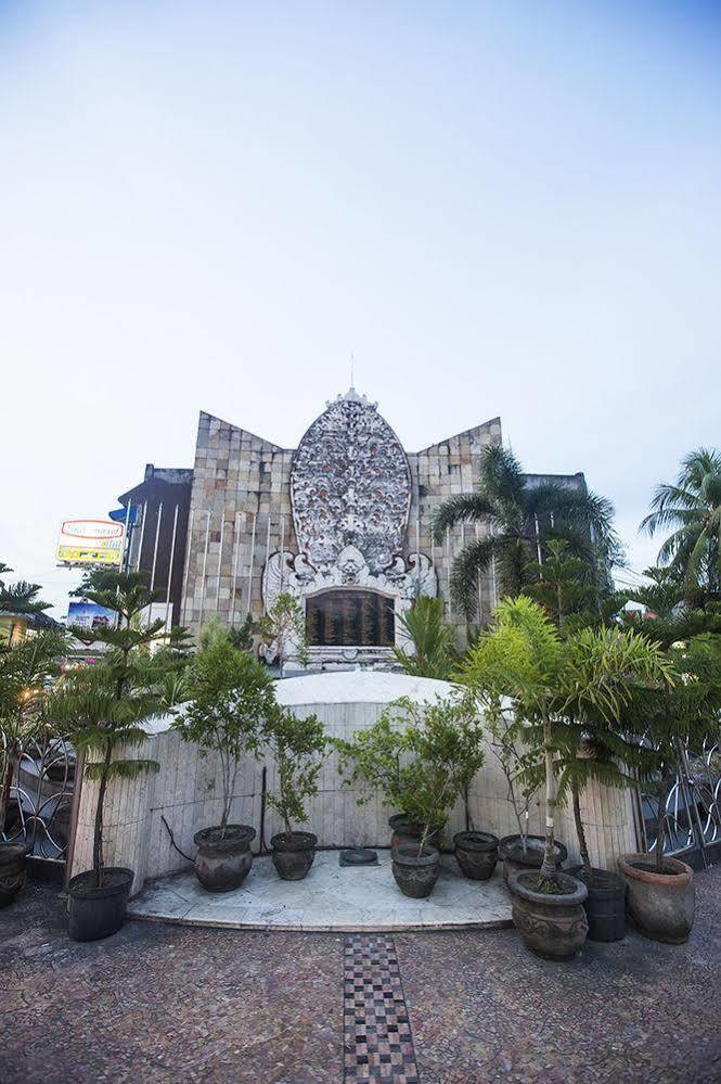 Hotel Amaris Kuta  Exterior photo